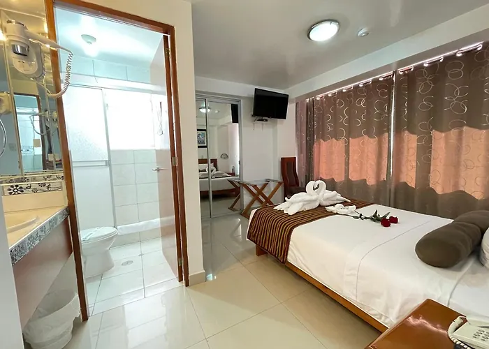 Hotel Flower's House 3*