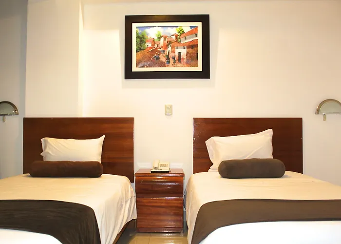 Flower's House Hotel 3*