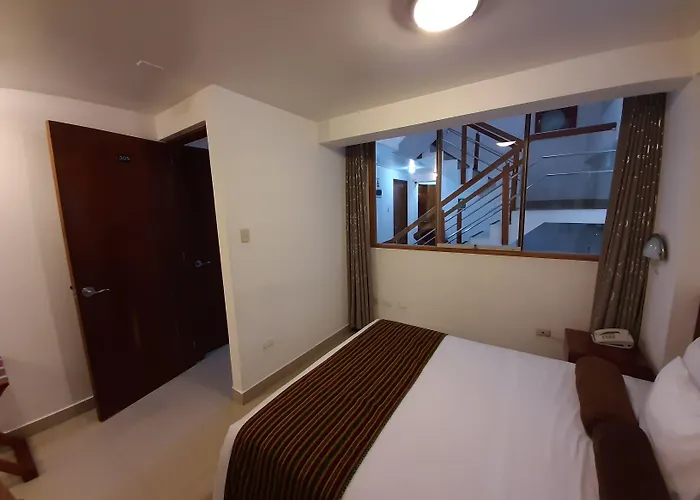 Flower's House Hotel 3*