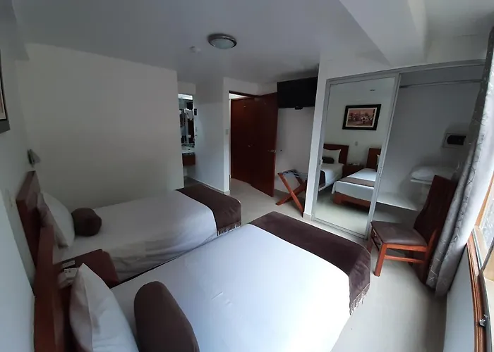 Flower's House Hotel 3*